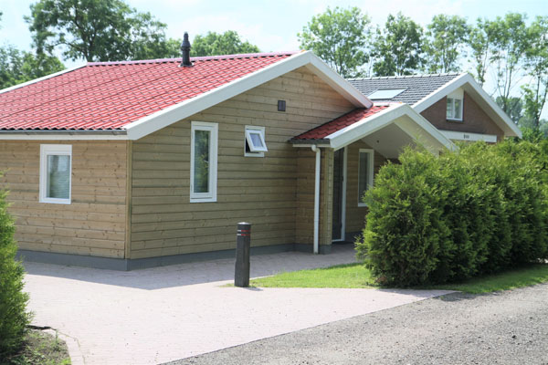 Chalets en appartementen van Camping Groningen Internationaal