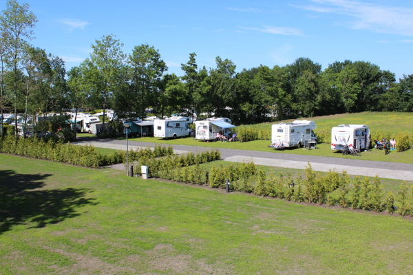 Camperplaatsen van Camping Groningen Internationaal