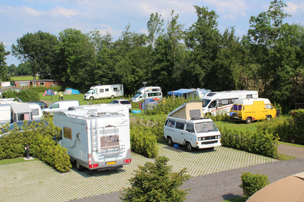 Camperplaatsen van Camping Groningen Internationaal