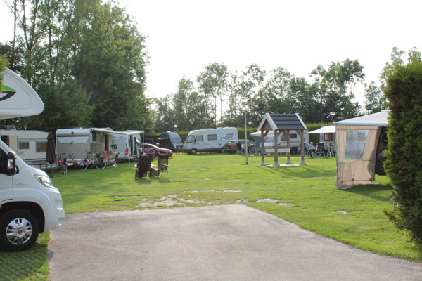 Kamperen bij Camping Groningen Internationaal