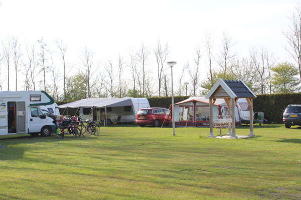 Kampeerveld bij Camping Groningen Internationaal